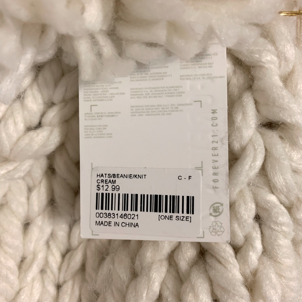 Forever 21 knit weave white hat - Picture 2 of 3